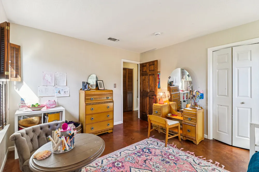 205 Northwood Hills Drive Fredericksburg, TX 78624