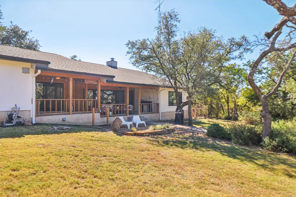 205 Northwood Hills Drive Fredericksburg, TX 78624