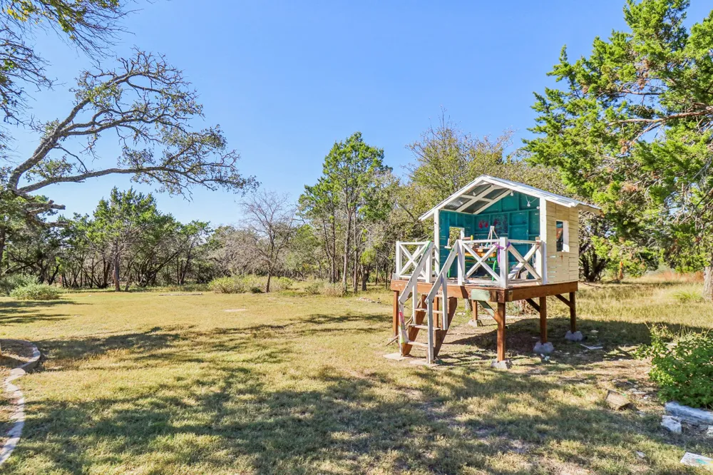 205 Northwood Hills Drive Fredericksburg, TX 78624