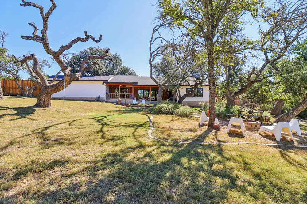 205 Northwood Hills Drive Fredericksburg, TX 78624