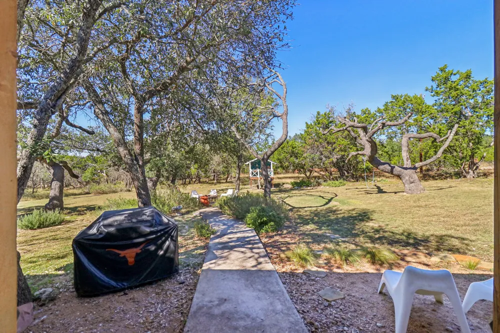 205 Northwood Hills Drive Fredericksburg, TX 78624