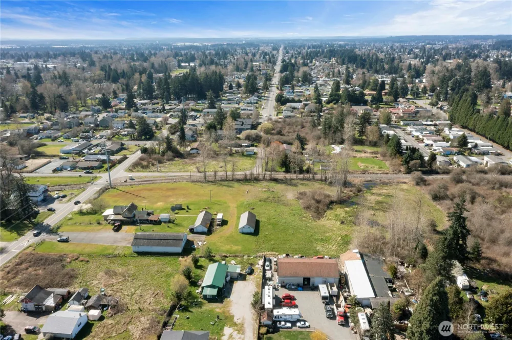 917 85th Street E Tacoma, WA 98445