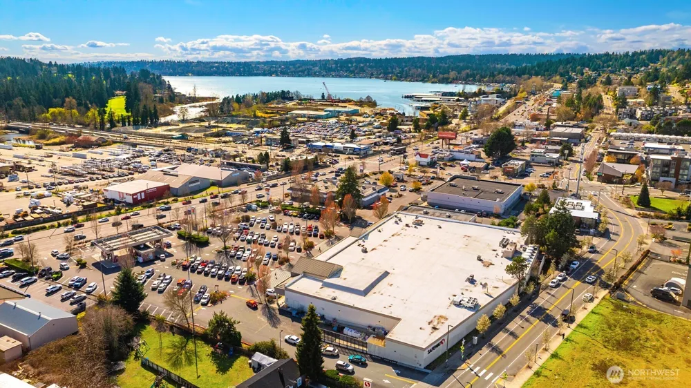 18200 73rd Avenue NE #B103 Kenmore, WA 98028