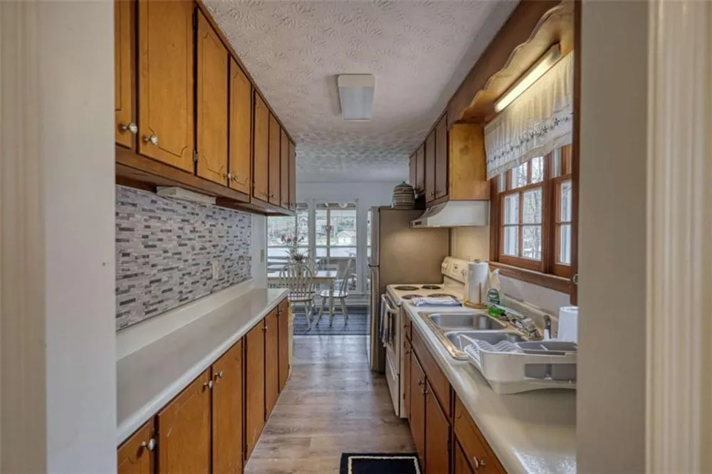 1697 County Line Ext Mansfield, GA 30055
