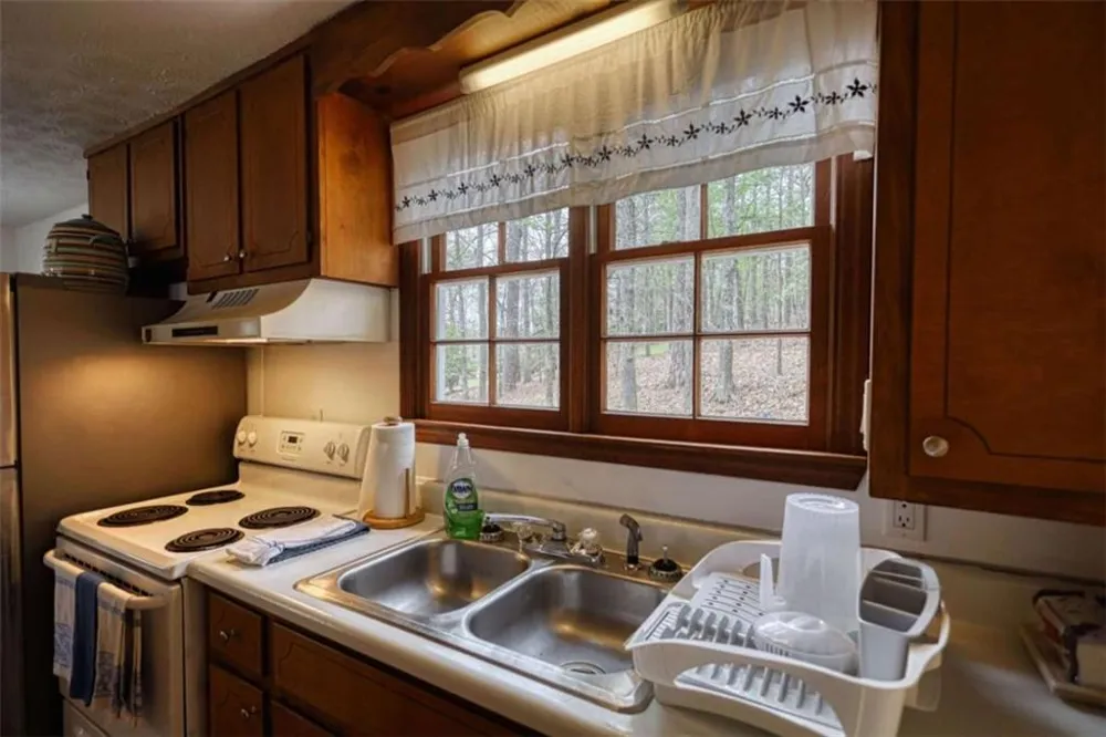 1697 County Line Ext Mansfield, GA 30055