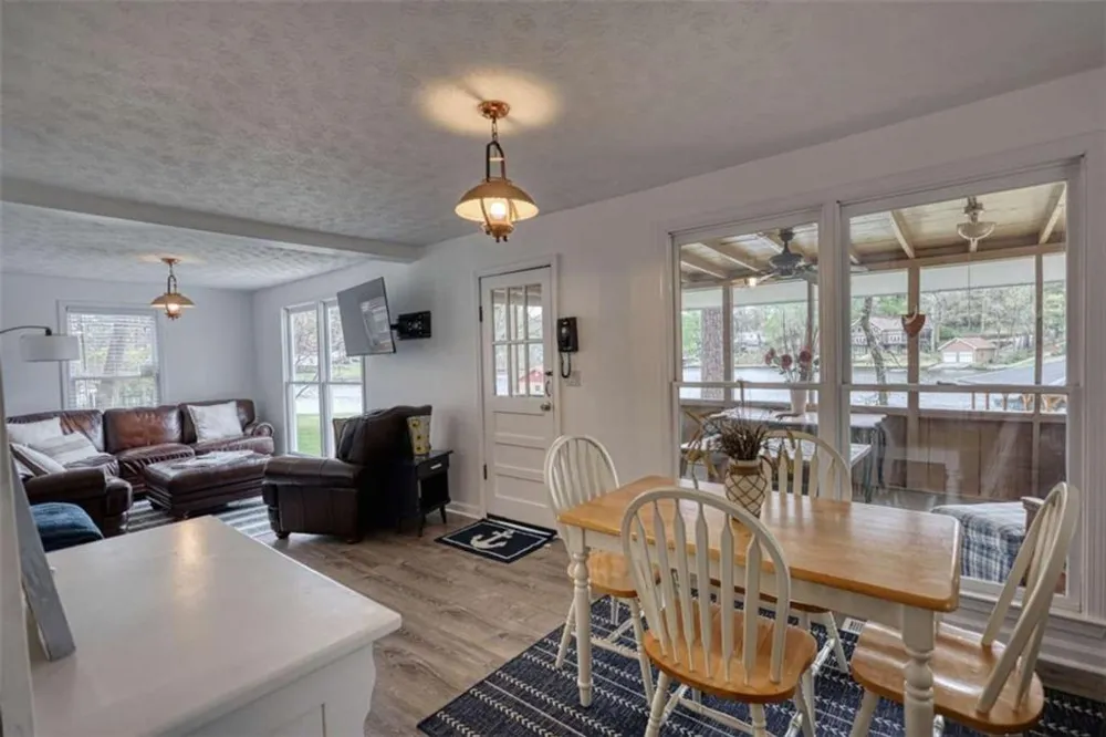 1697 County Line Ext Mansfield, GA 30055