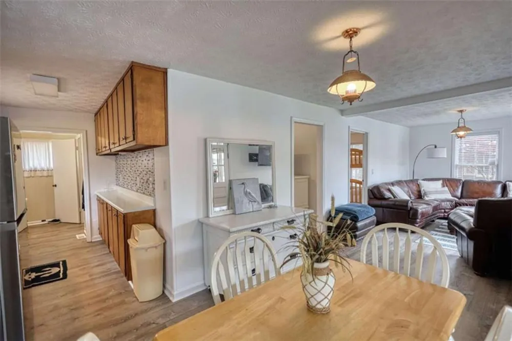 1697 County Line Ext Mansfield, GA 30055