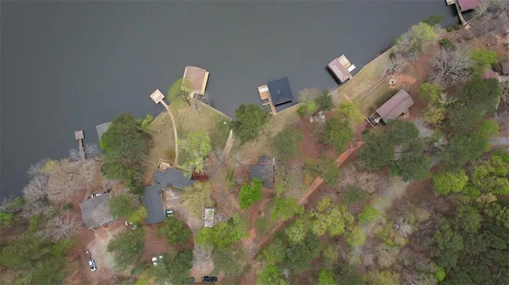1697 County Line Ext Mansfield, GA 30055