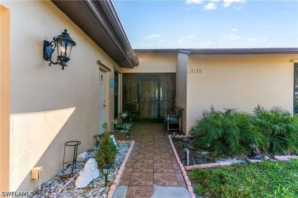 Lakewood Boulevard #E2 Naples, FL 34112