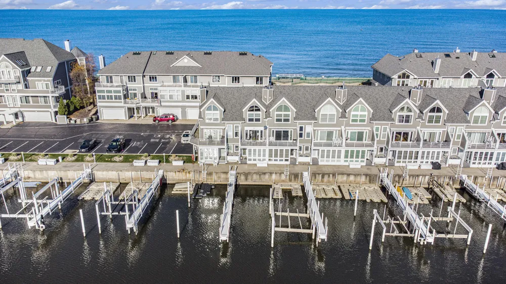 409 Lake Drive #10 New Buffalo, MI 49117
