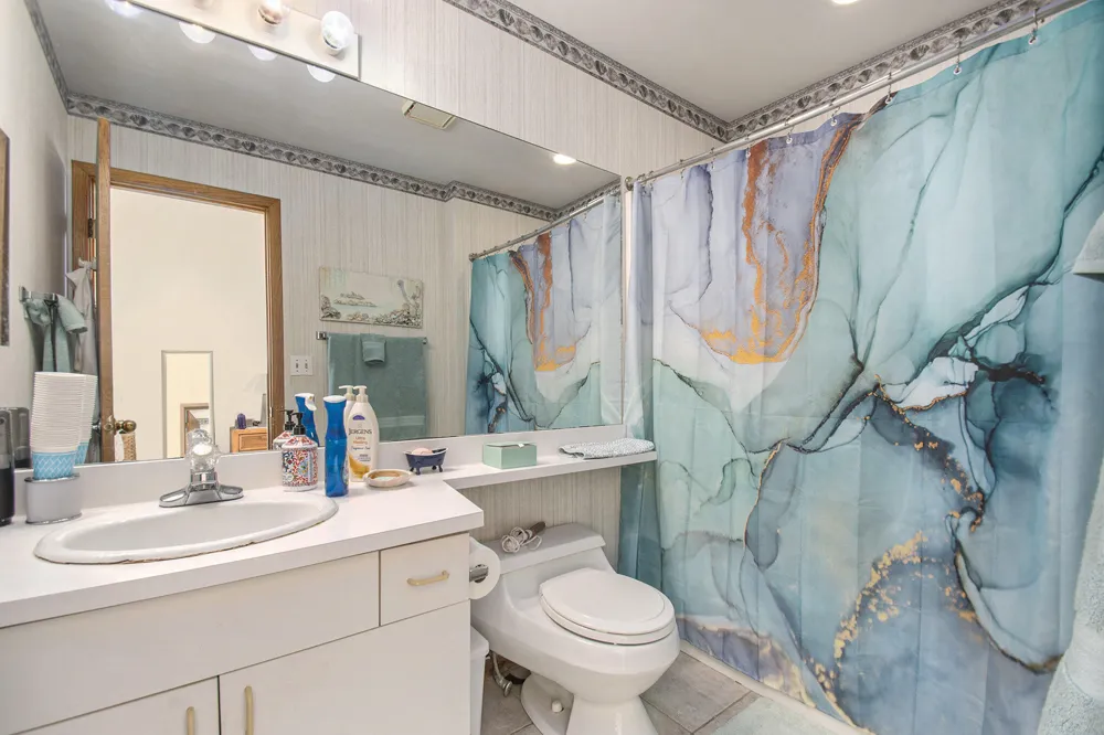 409 Lake Drive #10 New Buffalo, MI 49117