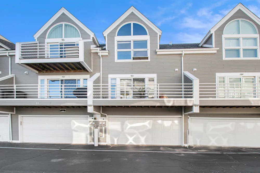 409 Lake Drive #10 New Buffalo, MI 49117
