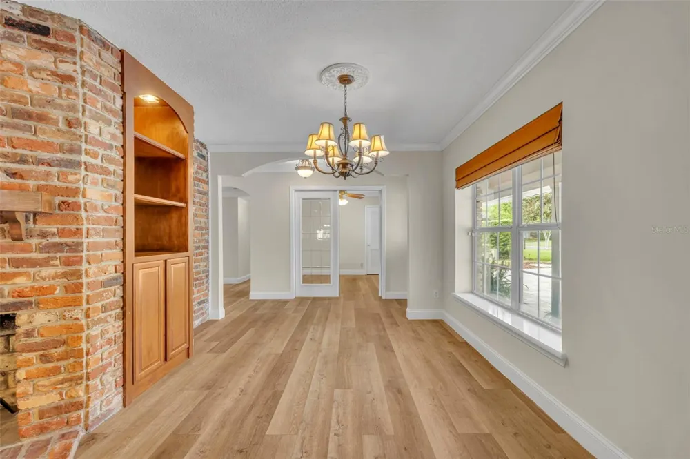 2112 CHIPPEWA TRAIL Maitland, FL 32751