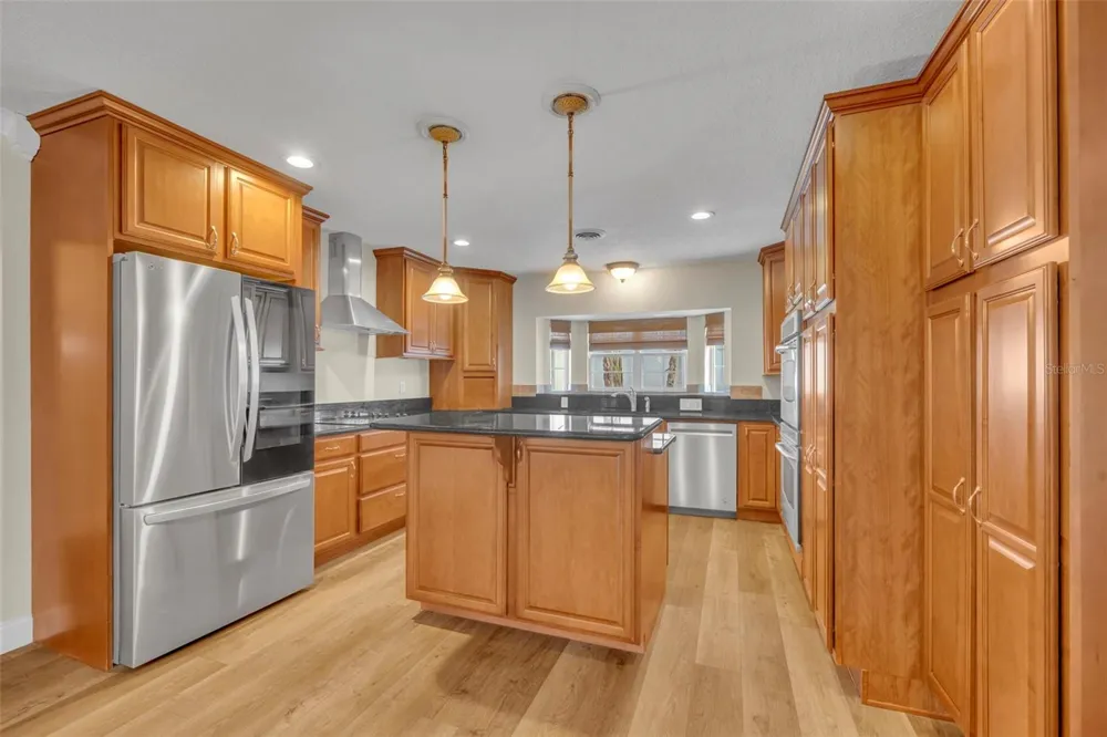 2112 CHIPPEWA TRAIL Maitland, FL 32751