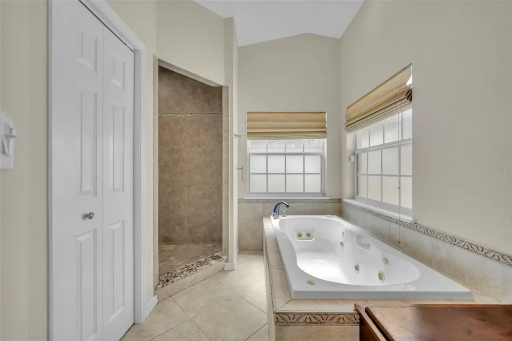 2112 CHIPPEWA TRAIL Maitland, FL 32751