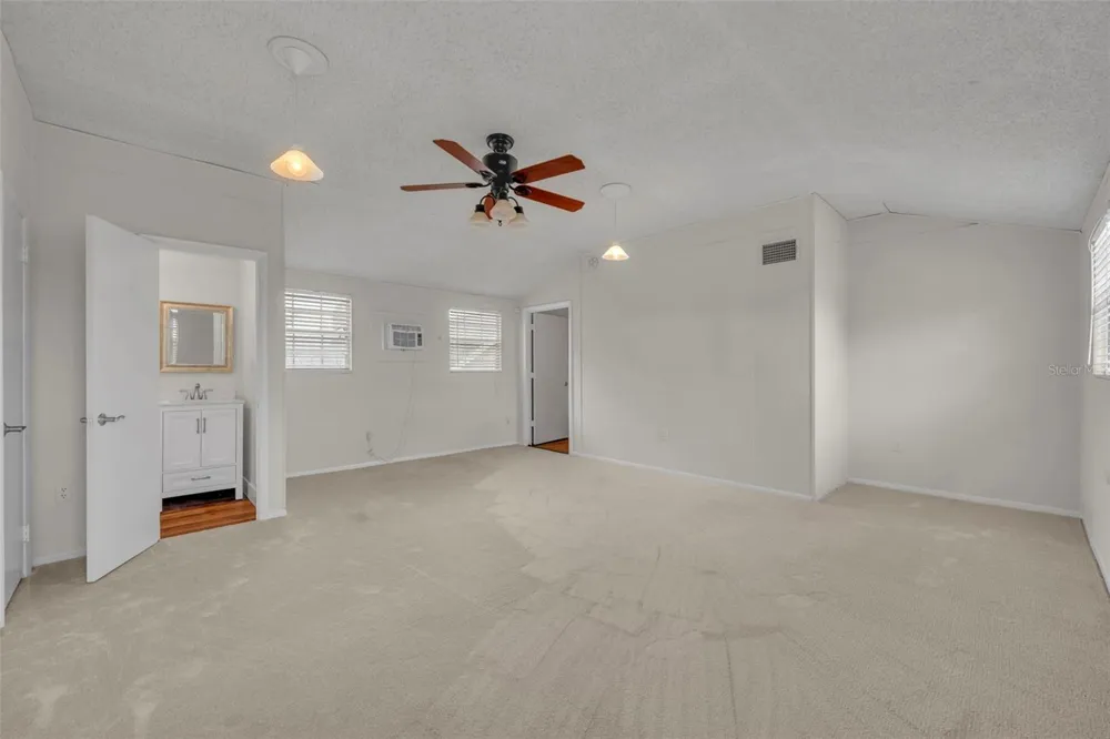 2112 CHIPPEWA TRAIL Maitland, FL 32751