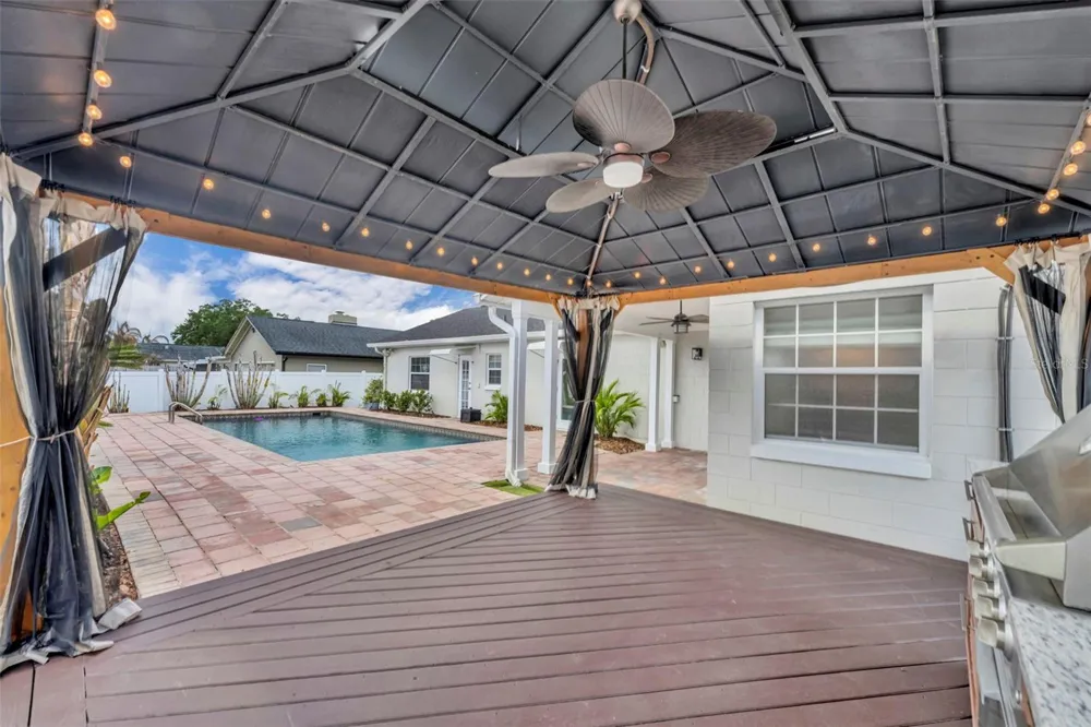 2112 CHIPPEWA TRAIL Maitland, FL 32751