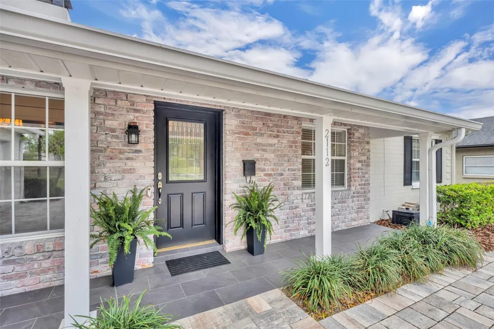 2112 CHIPPEWA TRAIL Maitland, FL 32751