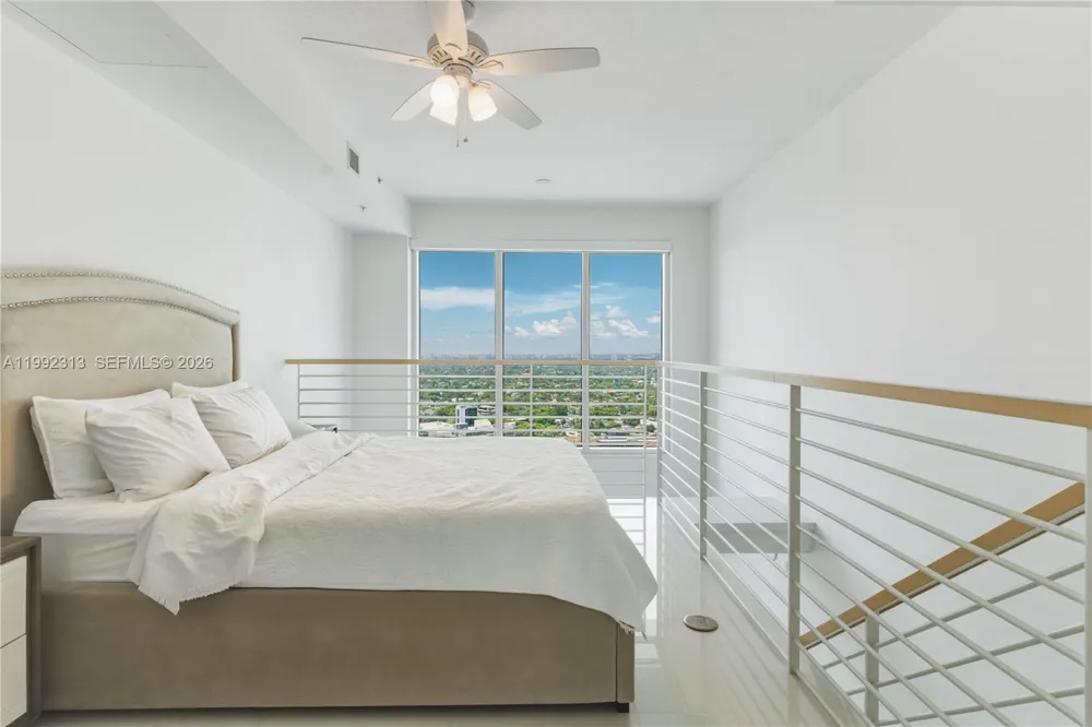 60 SW 13th St #2805 Miami, FL 33130