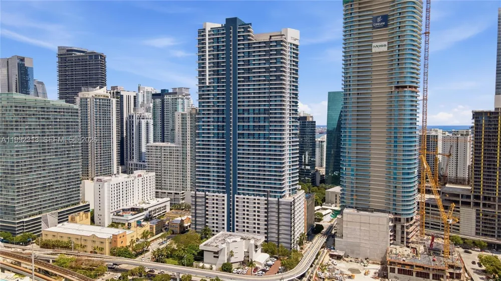 60 SW 13th St #2805 Miami, FL 33130