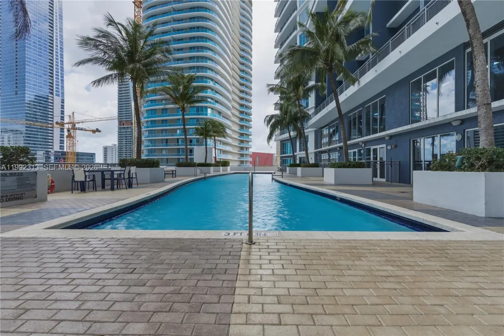 60 SW 13th St #2805 Miami, FL 33130