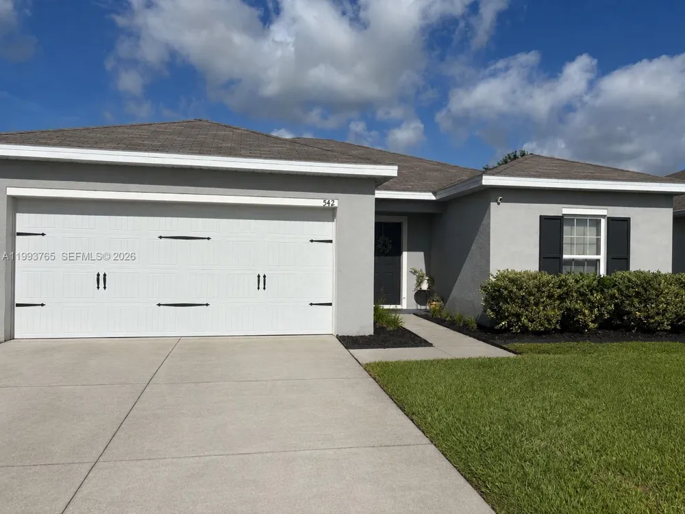 542 Eagle Landing Blvd. Winter Haven, FL 33880