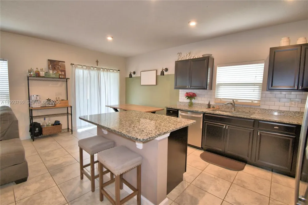 542 Eagle Landing Blvd. Winter Haven, FL 33880