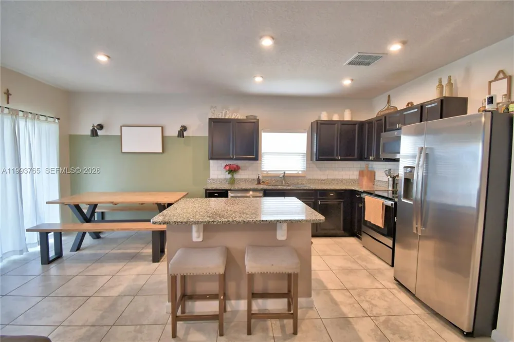 542 Eagle Landing Blvd. Winter Haven, FL 33880