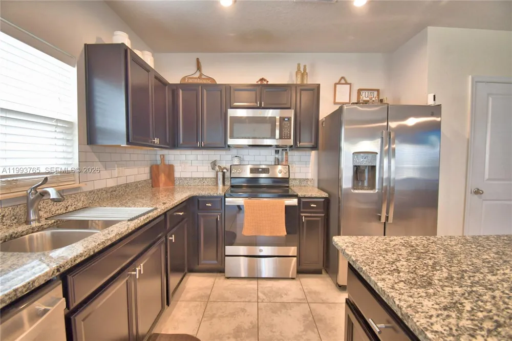 542 Eagle Landing Blvd. Winter Haven, FL 33880