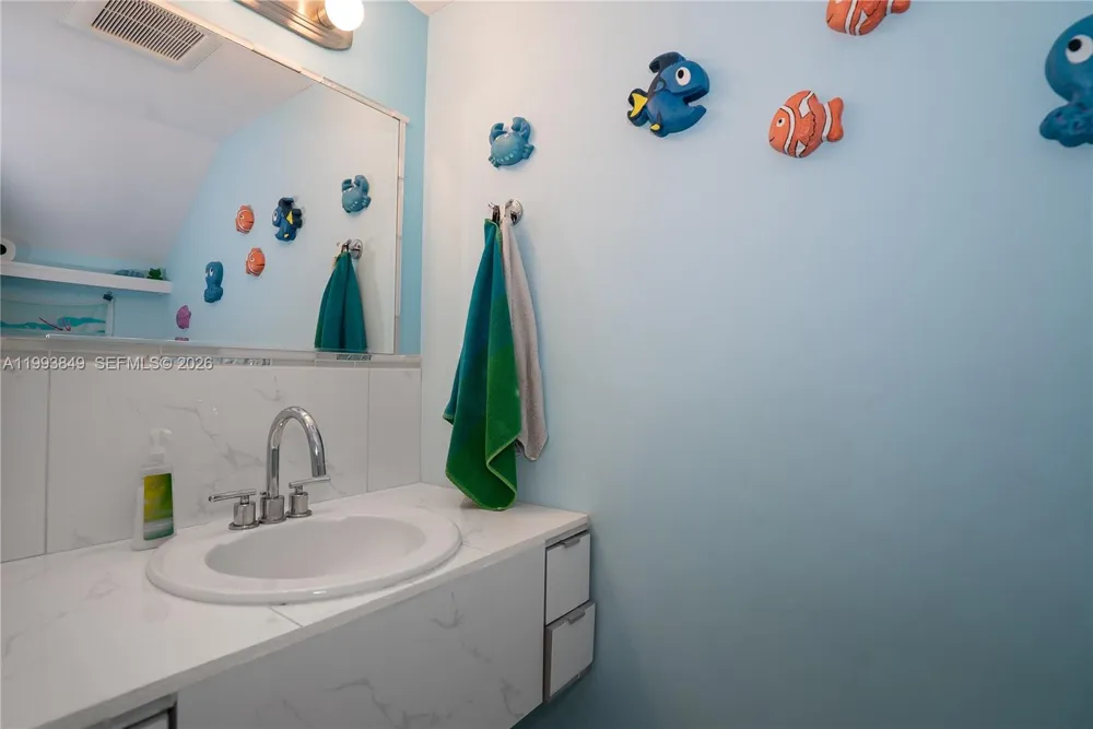 300 Ocean Dr #26 Key Largo, FL 33037