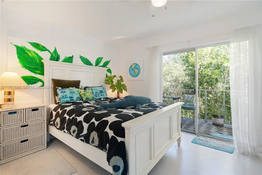 300 Ocean Dr #26 Key Largo, FL 33037