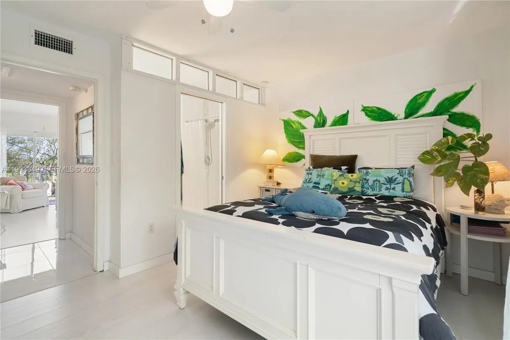 300 Ocean Dr #26 Key Largo, FL 33037
