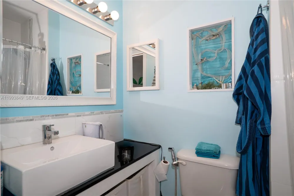 300 Ocean Dr #26 Key Largo, FL 33037
