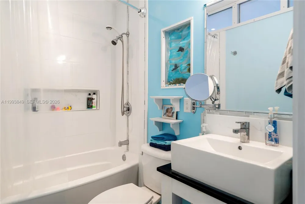 300 Ocean Dr #26 Key Largo, FL 33037