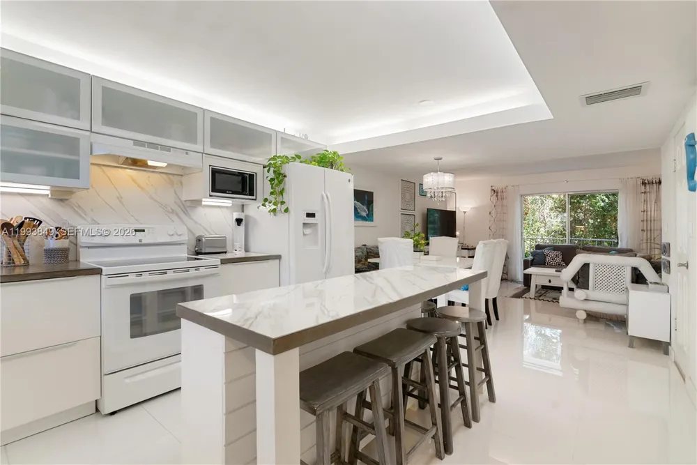 300 Ocean Dr #26 Key Largo, FL 33037