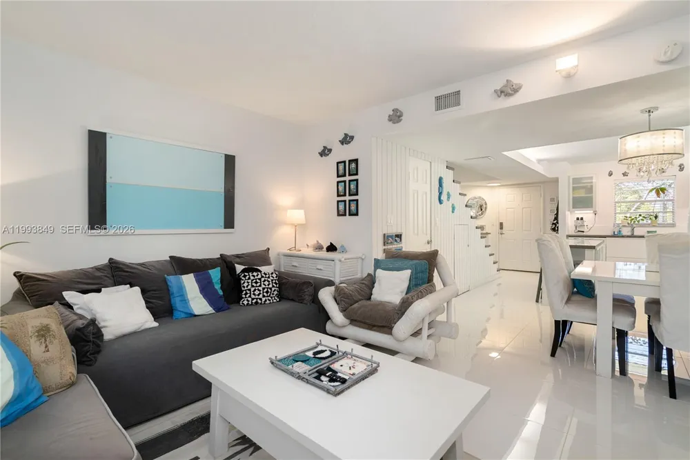 300 Ocean Dr #26 Key Largo, FL 33037