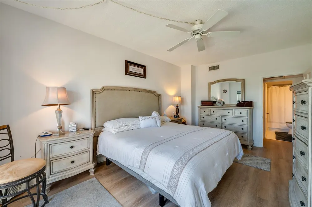404 S BEACH STREET #230 (604) Daytona Beach, FL 32114