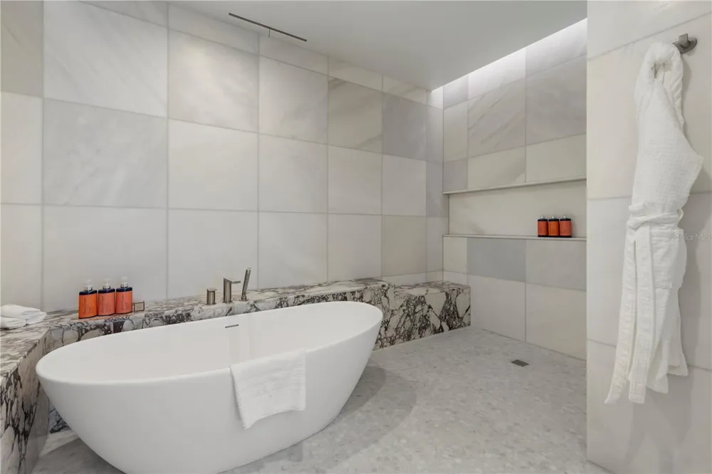 10160 AUTUMN MIST LANE #800 Golden Oak, FL 32836