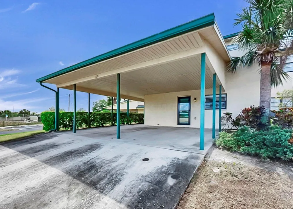 626 YARDARM DRIVE #13 Apollo Beach, FL 33572