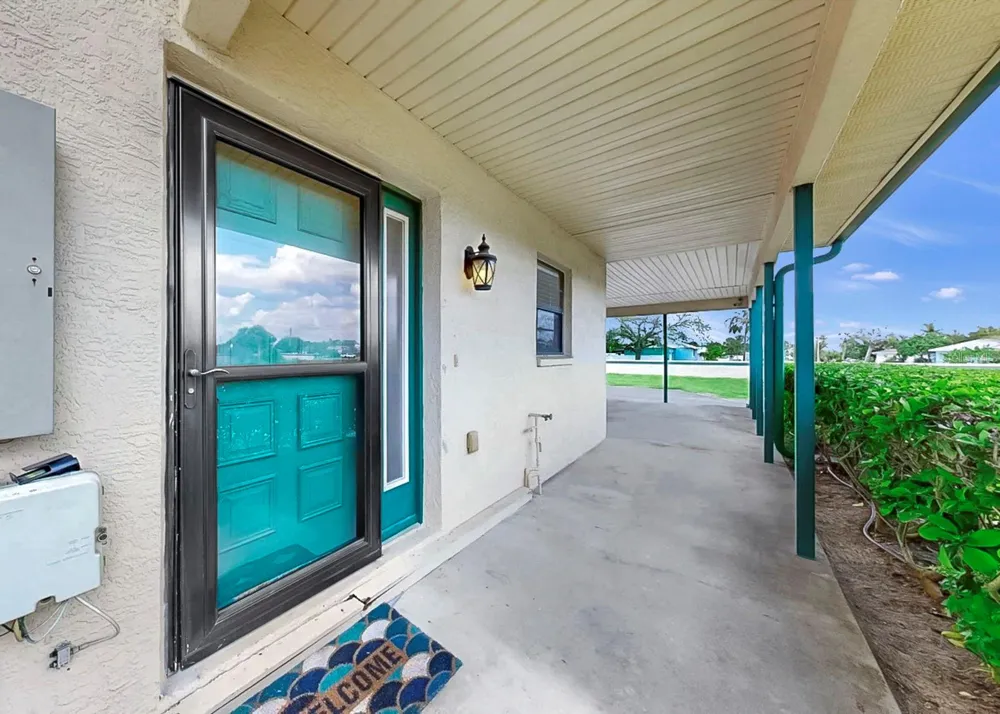 626 YARDARM DRIVE #13 Apollo Beach, FL 33572