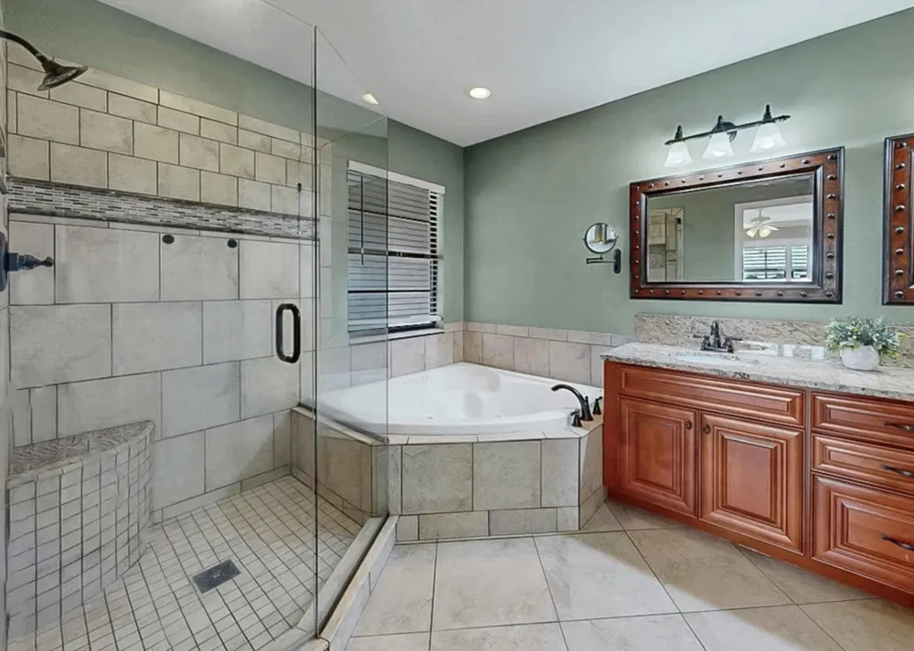 626 YARDARM DRIVE #13 Apollo Beach, FL 33572