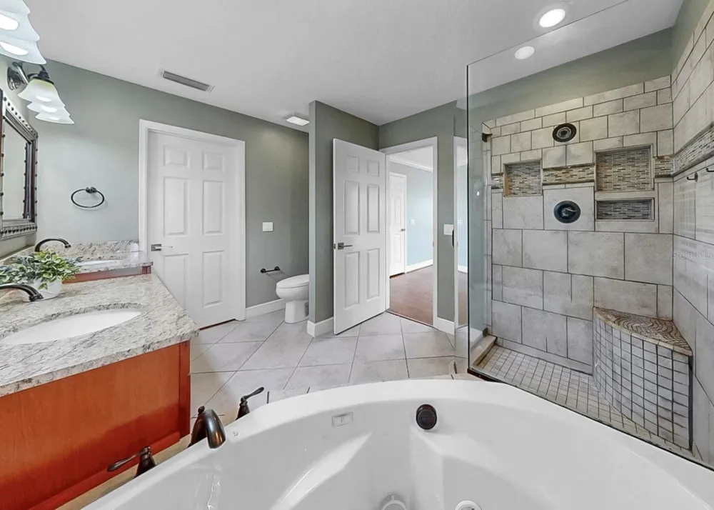 626 YARDARM DRIVE #13 Apollo Beach, FL 33572