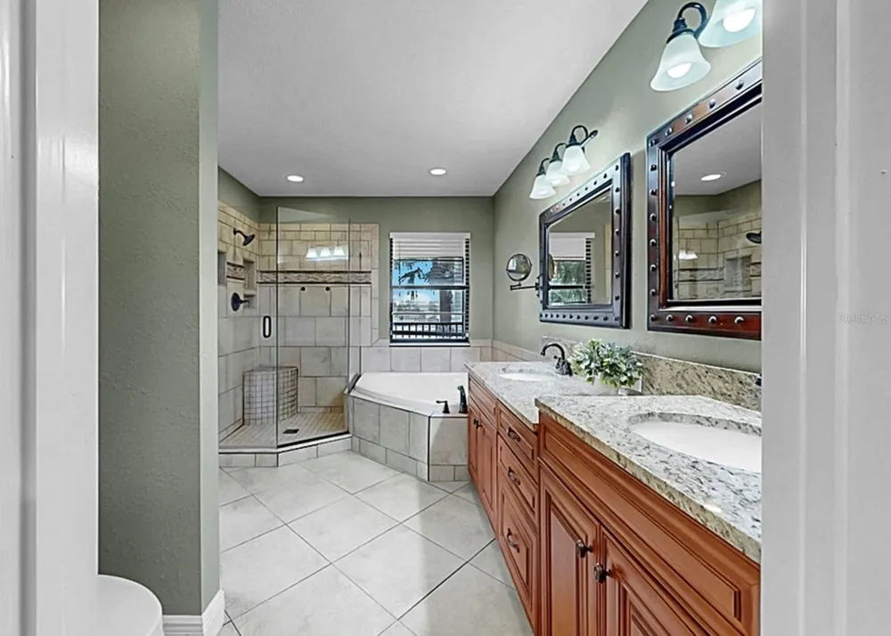 626 YARDARM DRIVE #13 Apollo Beach, FL 33572