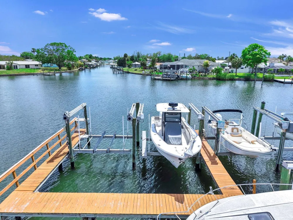 626 YARDARM DRIVE #13 Apollo Beach, FL 33572