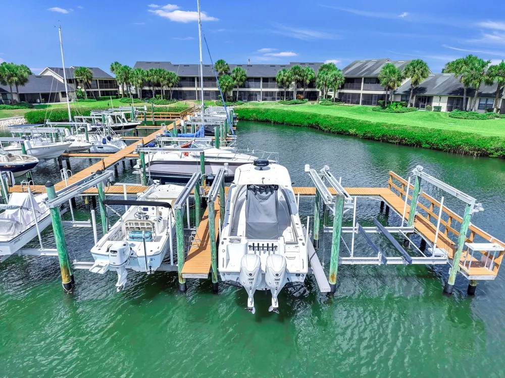 626 YARDARM DRIVE #13 Apollo Beach, FL 33572