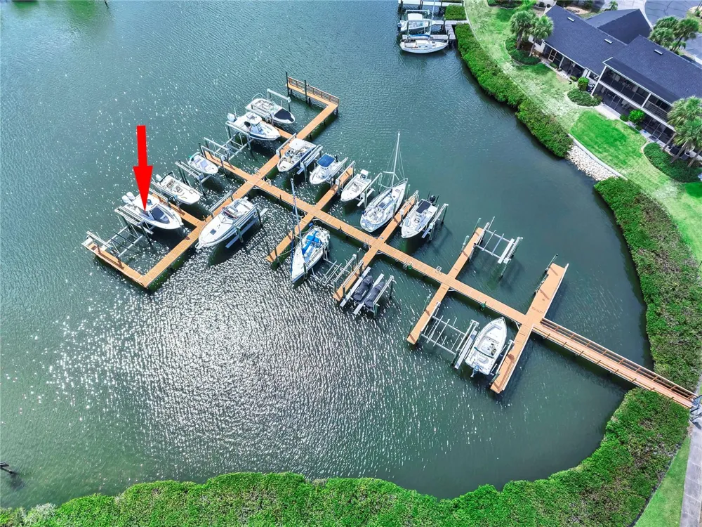626 YARDARM DRIVE #13 Apollo Beach, FL 33572