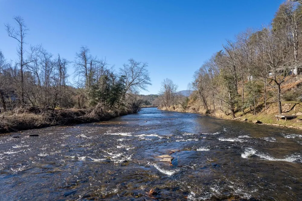Osprey Mountain Way Sylva, NC 28779