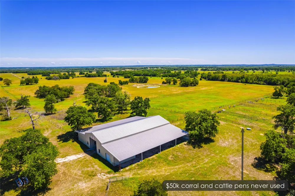 17270 FM 112 Thrall, TX 76578