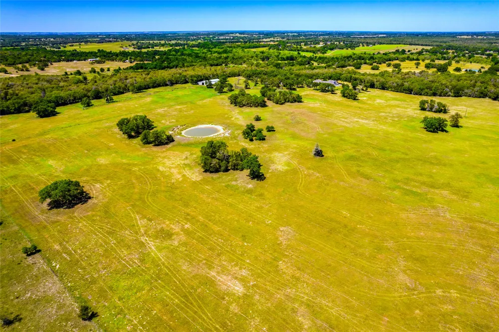 17270 FM 112 Thrall, TX 76578