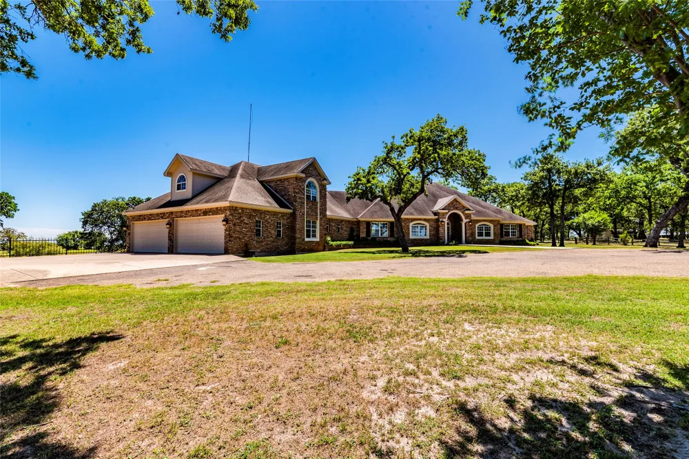 17270 FM 112 Thrall, TX 76578